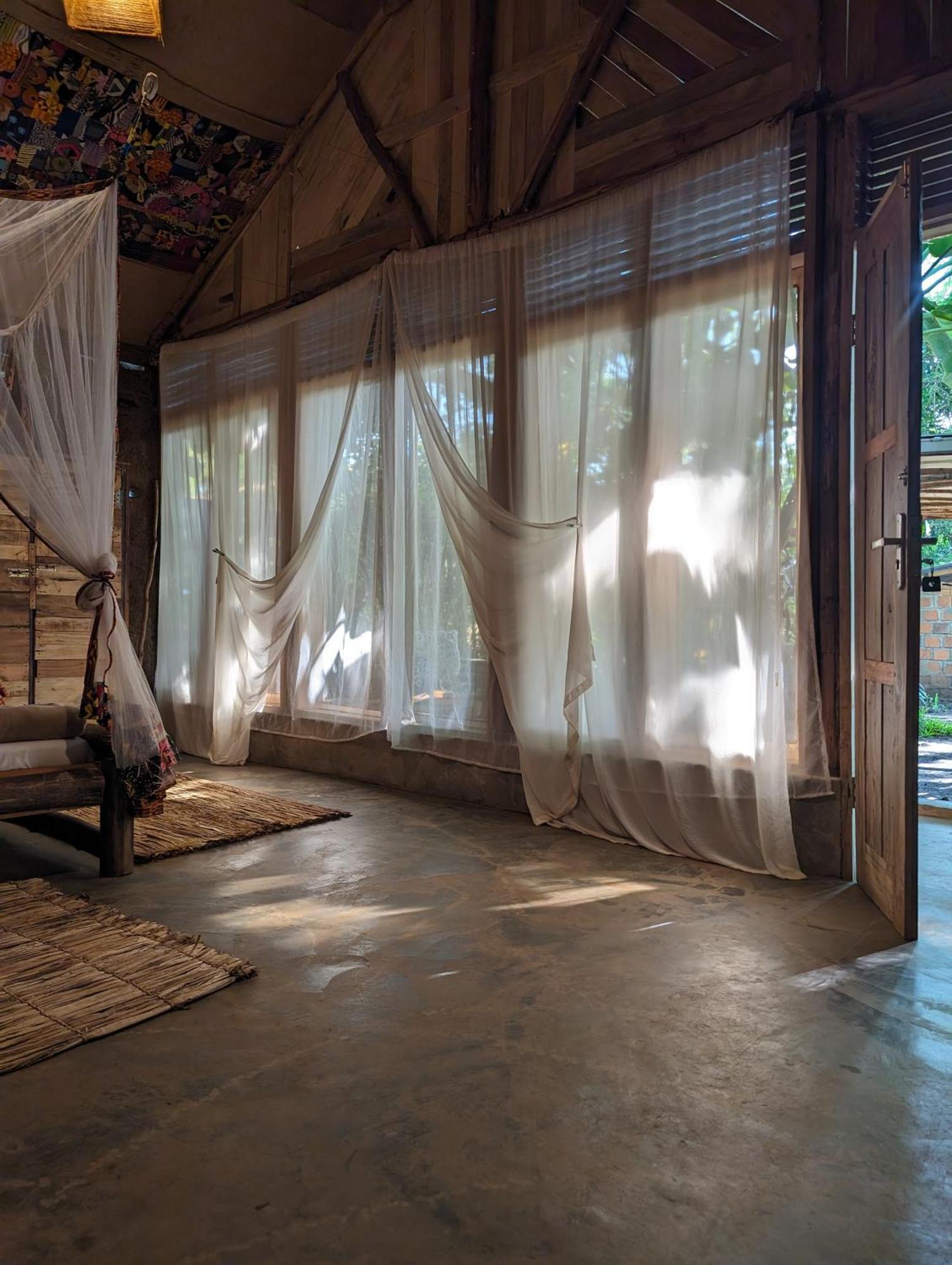 Backyard Hostel Moshi Exterior foto